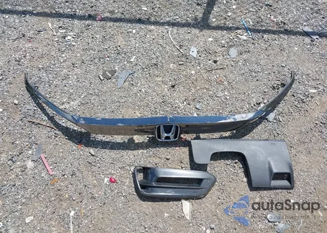 2019 Honda Accord Sport 2.0T z USA, uszkodzony, nr VIN 1HGCV2F39KA008835